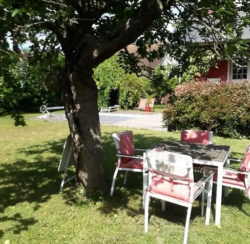 Dans Propriete Avec Piscine Chauffee Apartment *